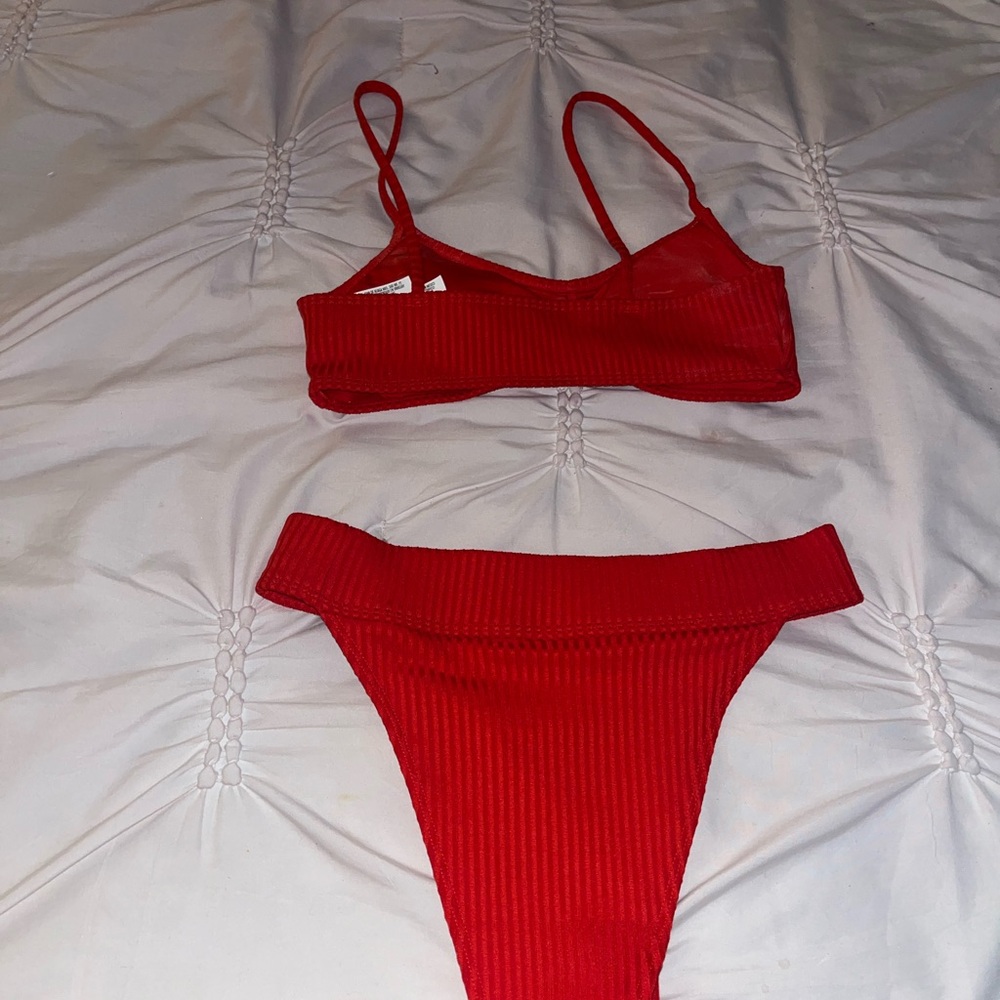 Forever 21 red swimsuit bikini set - Picture 2 of 3